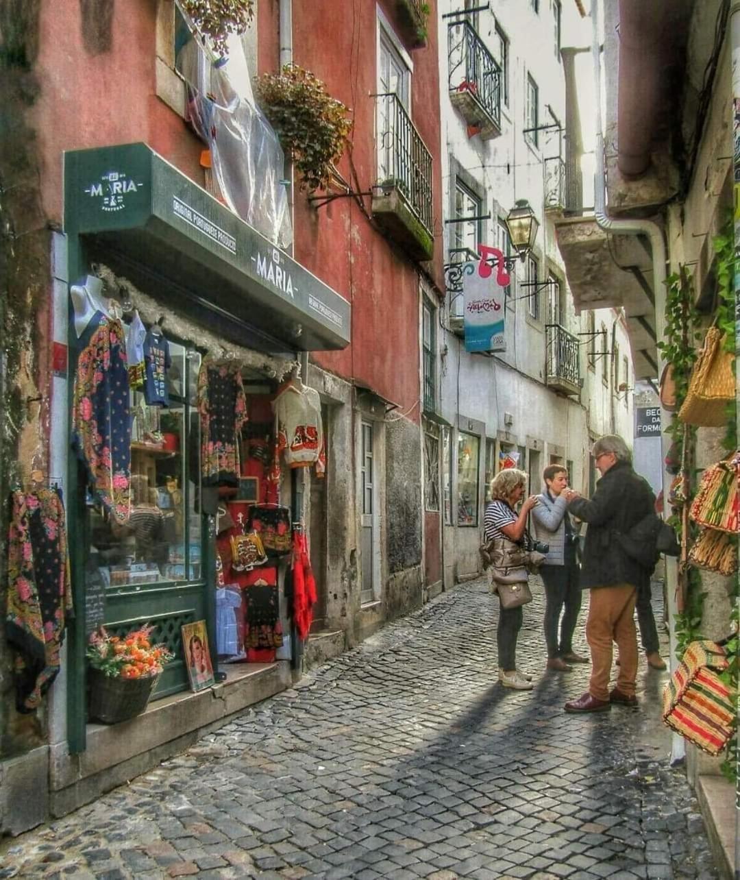 Alfama Historical Stylish 1 Br Lisbon